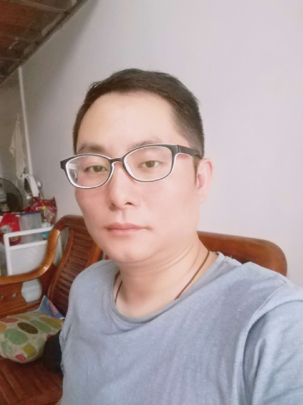 流星的尾巴的第一张照片--大田婚介网