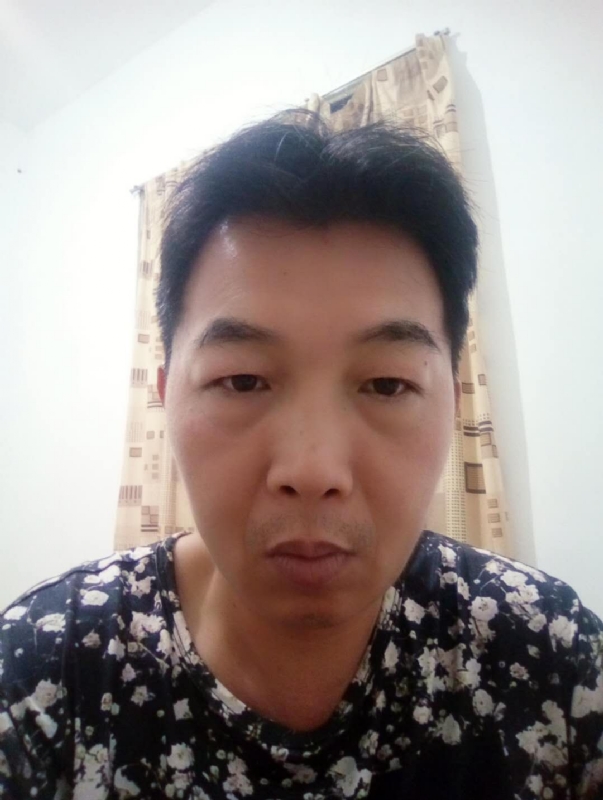 繁华哀伤的第一张照片--大田婚介网