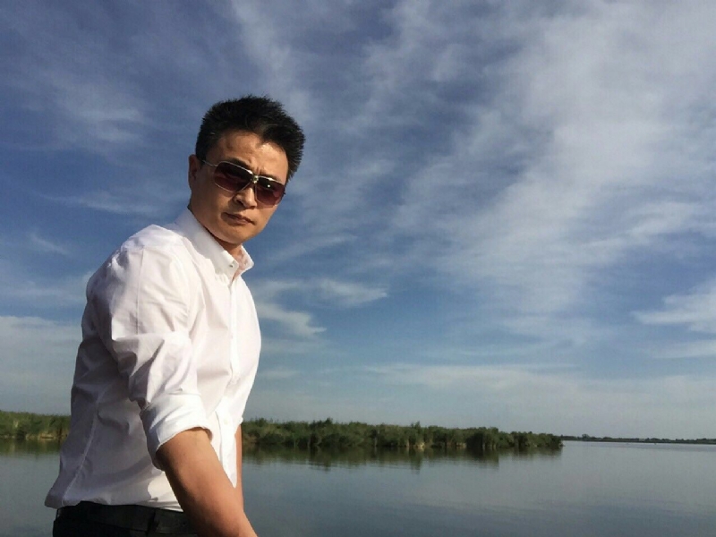 罗的第一张照片--大田婚介网
