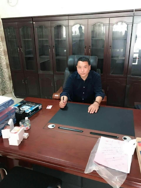 艺术家的第一张照片--大田婚介网