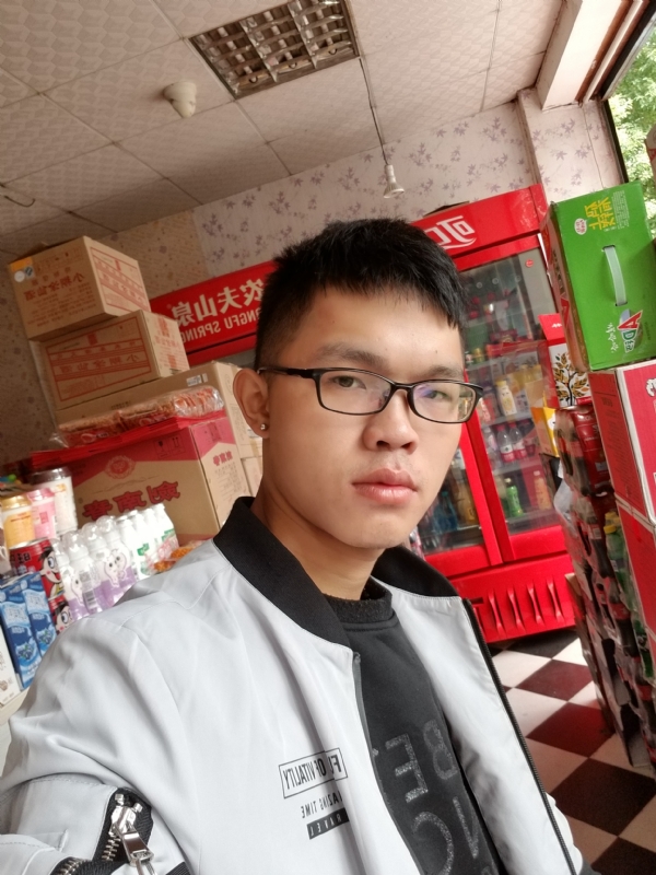 柒年的第一张照片--大田婚介网