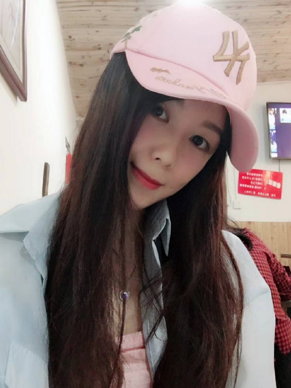 丹丹的第三张照片--大田婚介网