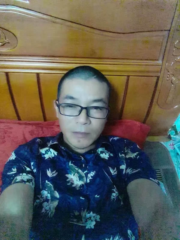 坚信就是你的第一张照片--大田婚介网