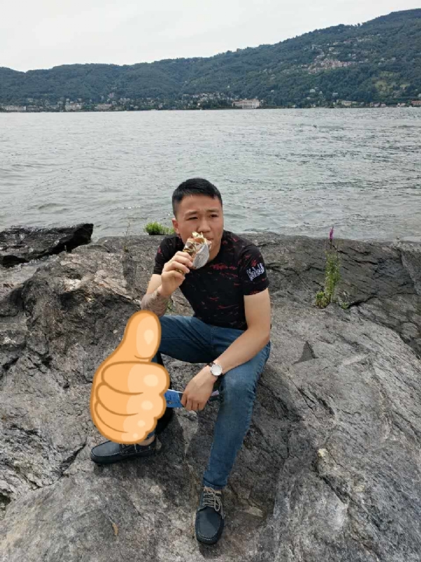 绚烂背后的平淡的第一张照片--大田婚介网