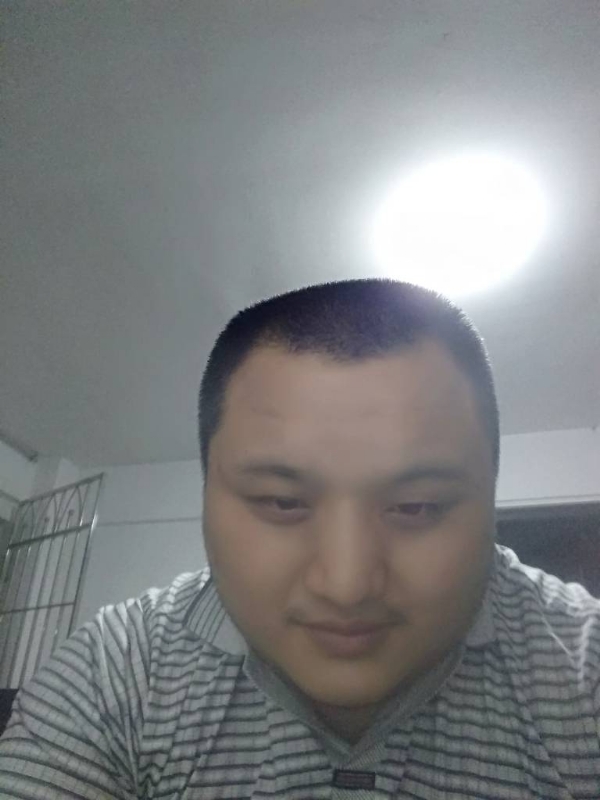 我在机场等艘船的第一张照片--大田婚介网