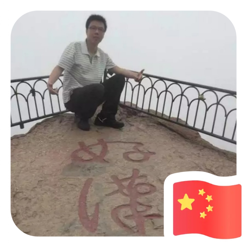 一只小虎牙的第一张照片--大田婚介网