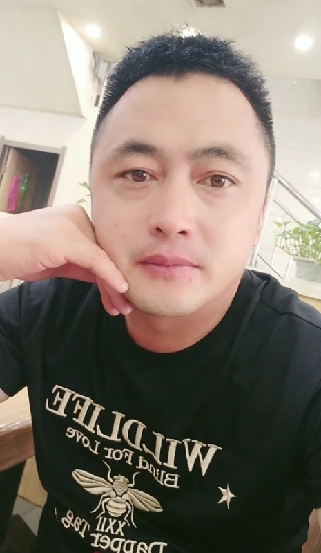 廖艾德的第一张照片--大田婚介网