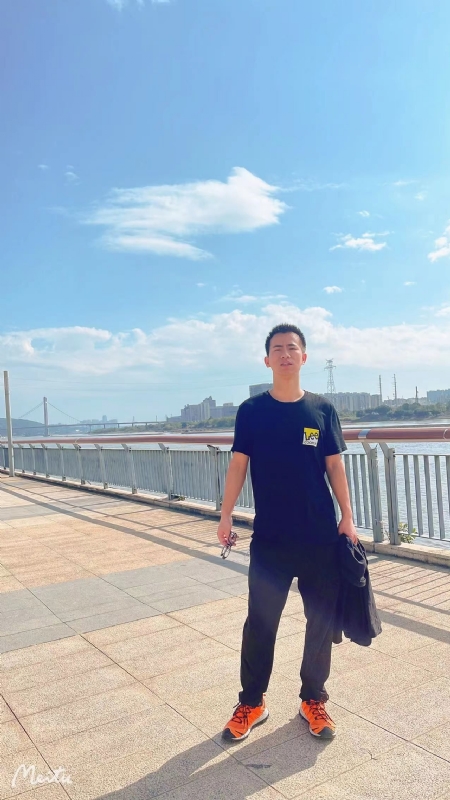 小螃蟹的第一张照片--大田婚介网
