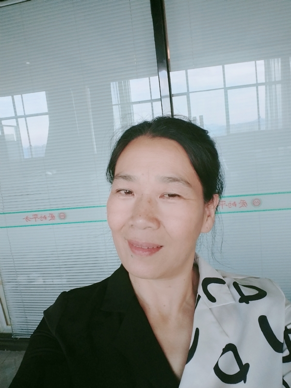 易莲的第一张照片--大田婚介网