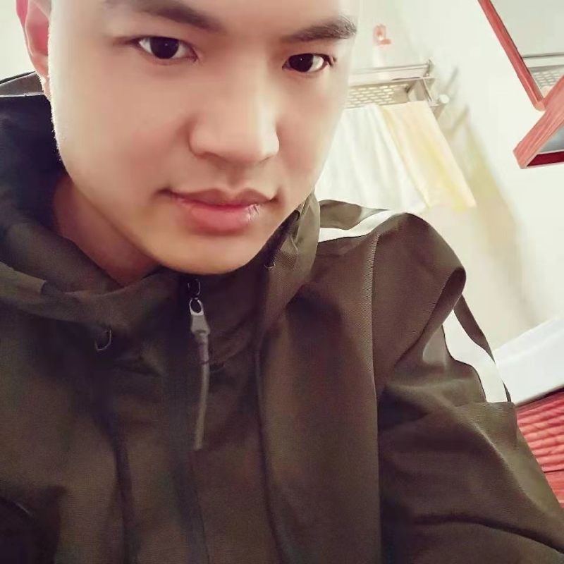高大上的宅男的第一张照片--大田婚介网