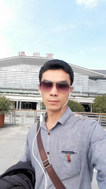 错把真心喂了狗的第三张照片--大田婚介网
