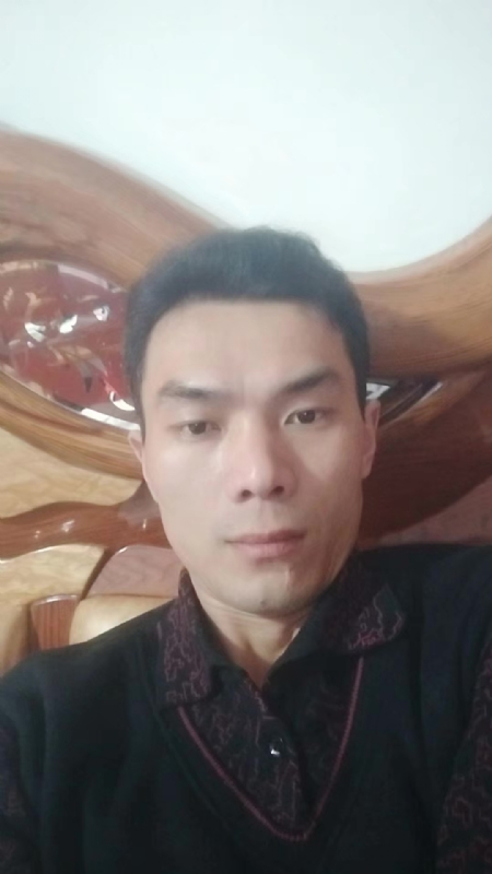 错把真心喂了狗的第四张照片--大田婚介网