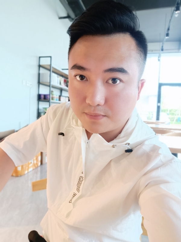 王先生的第一张照片--大田婚介网
