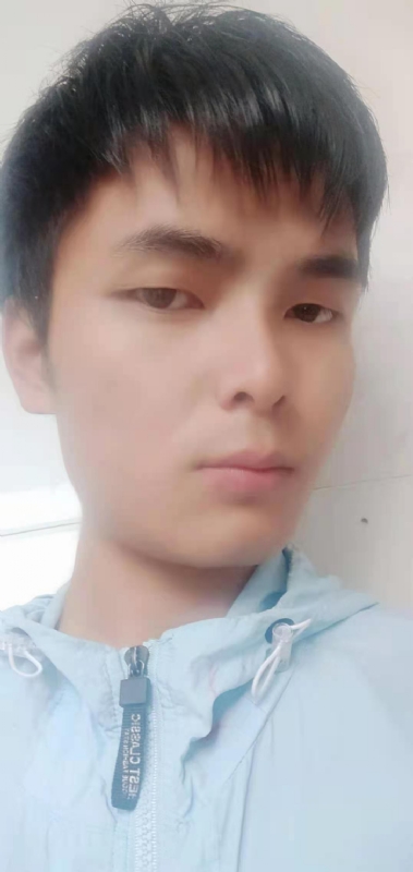 安静的男生的第一张照片--大田婚介网