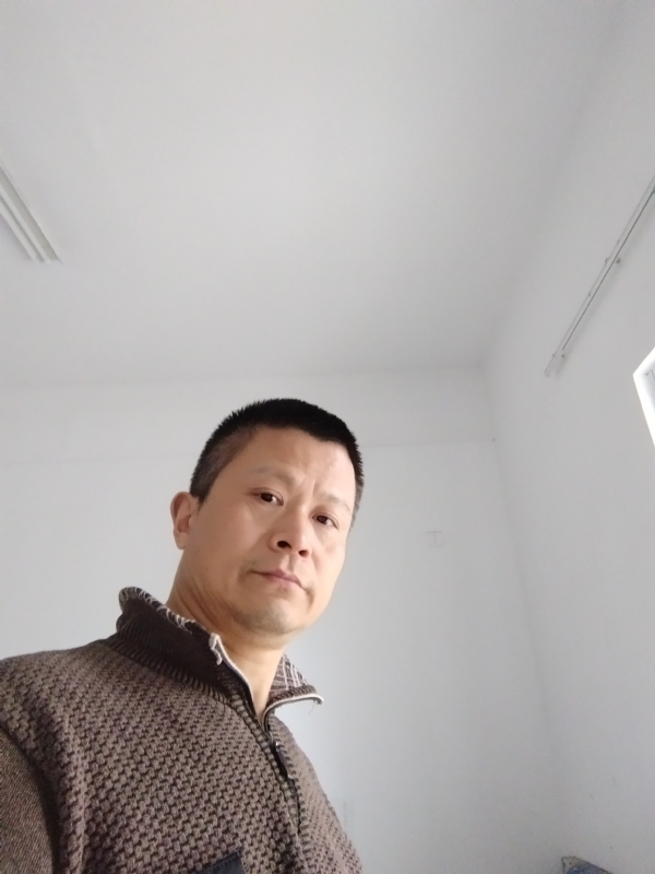 无云的第一张照片--大田婚介网