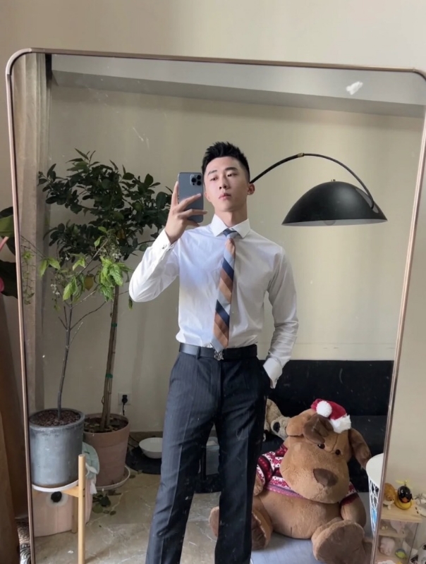 张浩的第一张照片--大田婚介网
