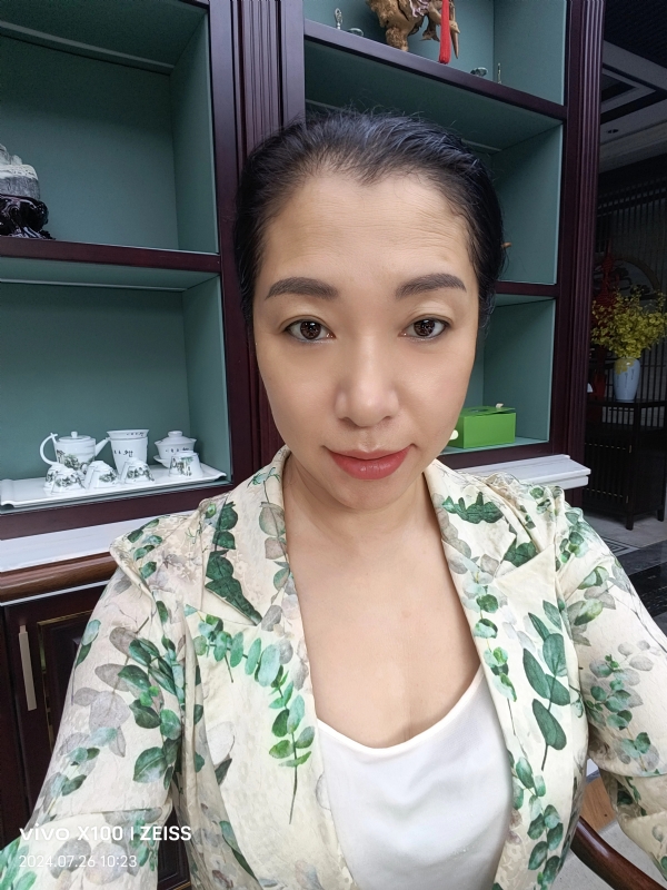 仝馨的第三张照片--大田婚介网
