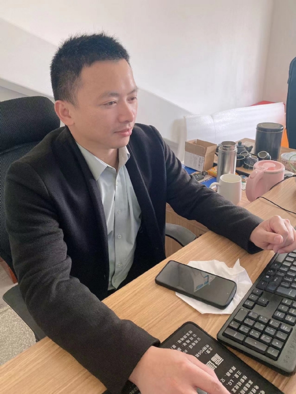 落叶知秋的第一张照片--大田婚介网