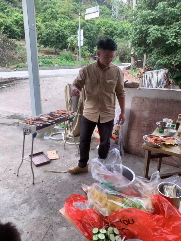 你黑我哟的第一张照片--大田婚介网