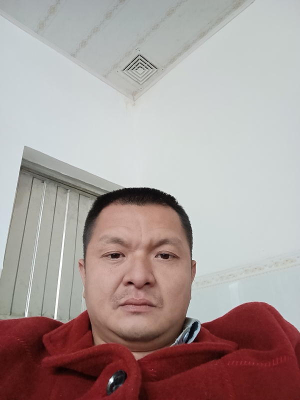 兰成龙的第一张照片--大田婚介网