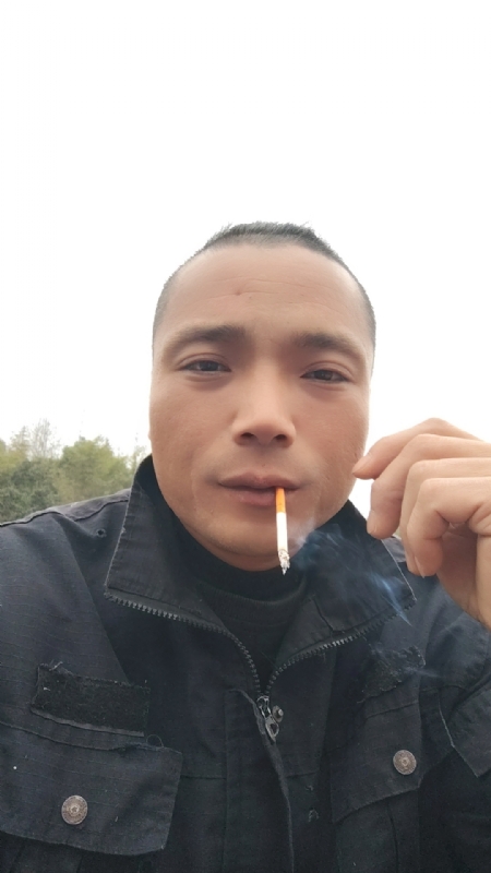 伯爵的第一张照片--大田婚介网