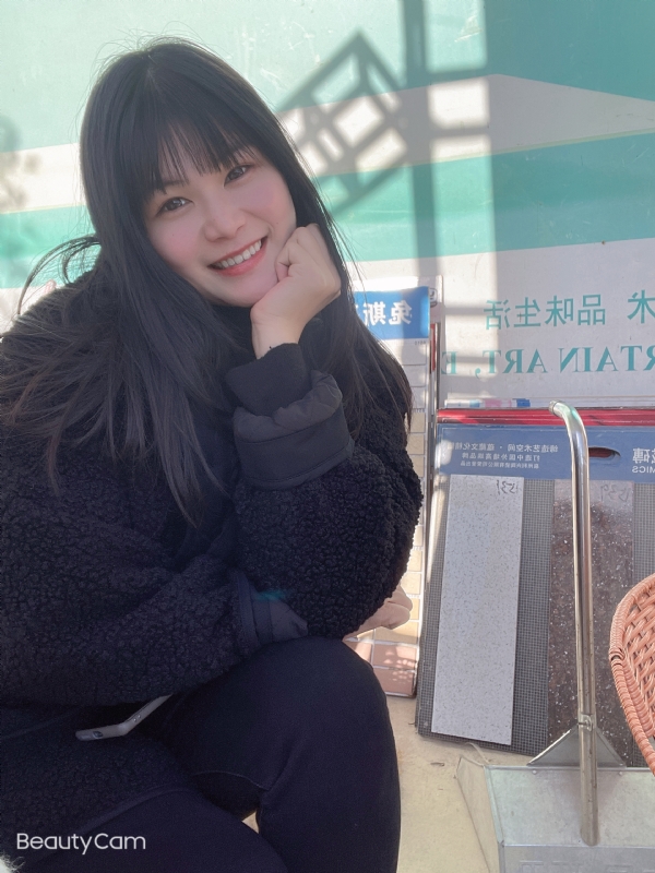 咪咪的第一张照片--大田婚介网