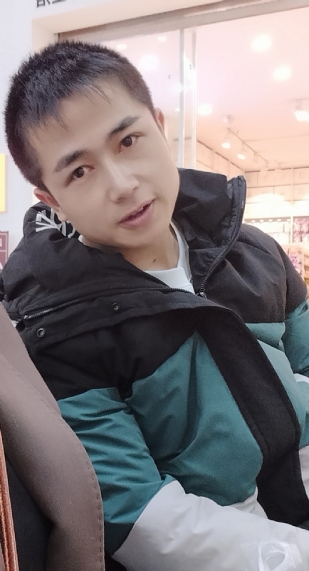 不骄不躁的第一张照片--大田婚介网