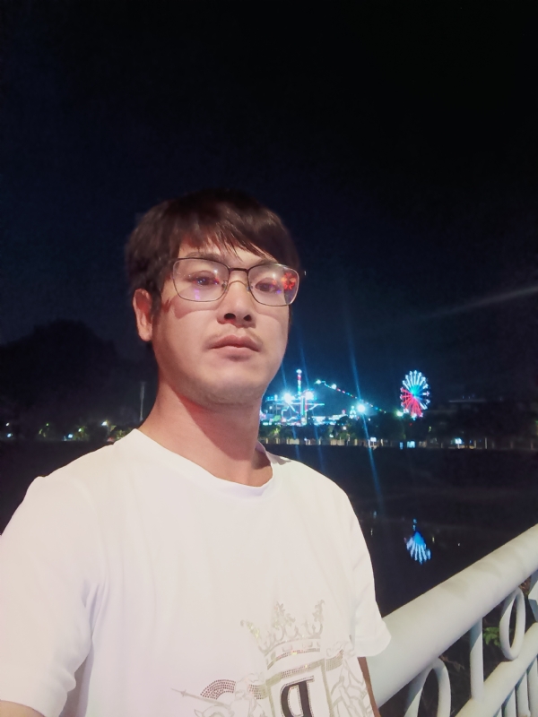 任豐的第一张照片--大田婚介网