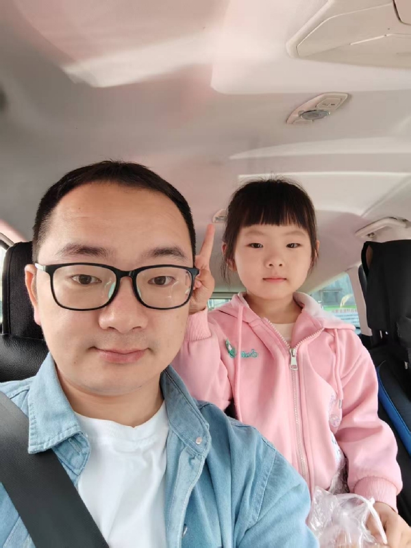 知天晓的第一张照片--大田婚介网