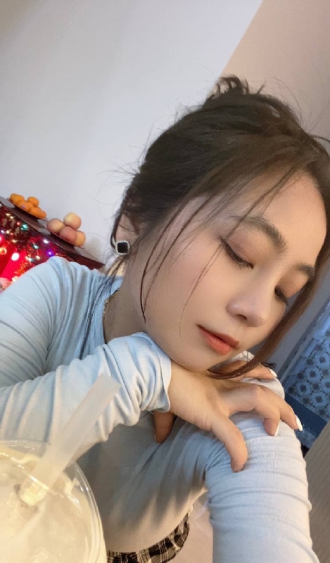艳秋的第一张照片--大田婚介网